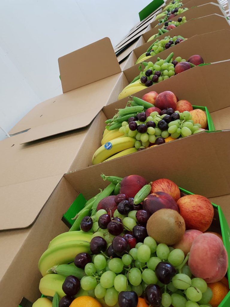 Hedelmälaatikoiden pakkaaminen – kuva 1